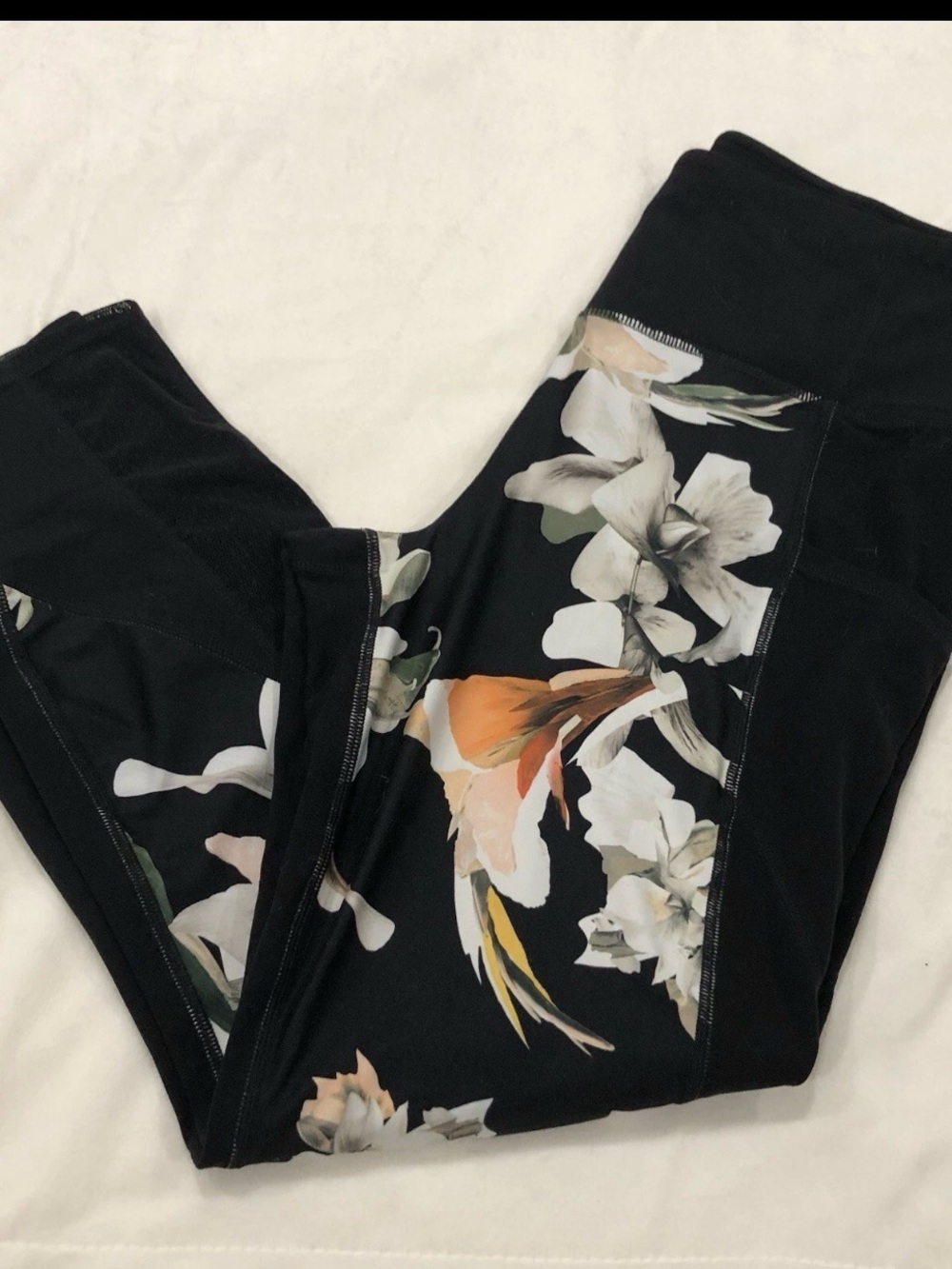 ATHLETA Blossom Intuition 7/8 Tight, Size Large - Picture 3 of 9